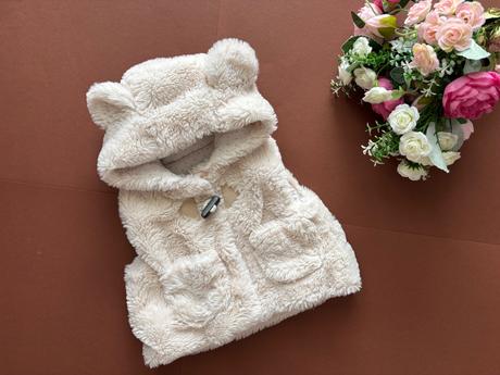 Vestička krásná chlupatá - v. newborn, nutmeg,56