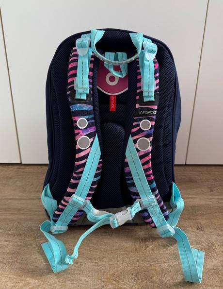 Dívčí školní batoh, aktovka topgal, zebra kimi,