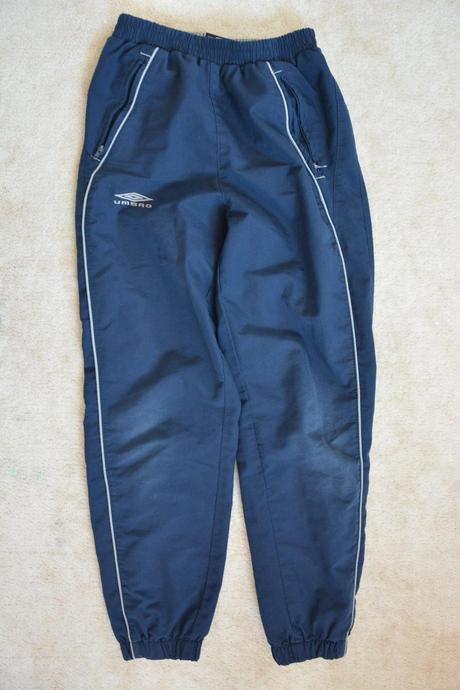 Sportovní kalhoty, umbro,134