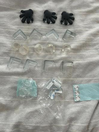 Dětské bezpečnostní silikonové ochrany rohů, 