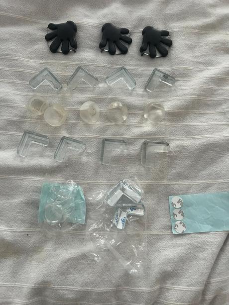 Dětské bezpečnostní silikonové ochrany rohů, 