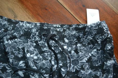 Kraťasy adidas nové,dívčí/dámské, adidas,164 / 170 / s / xs