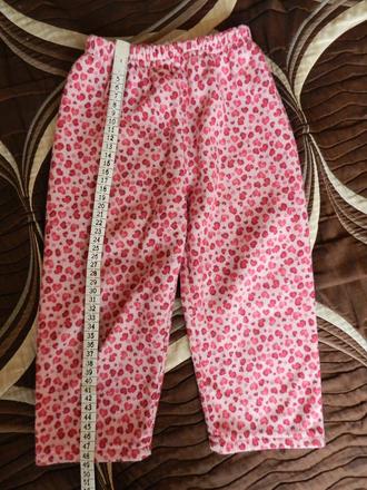 Tepláky se srdíčky, 92