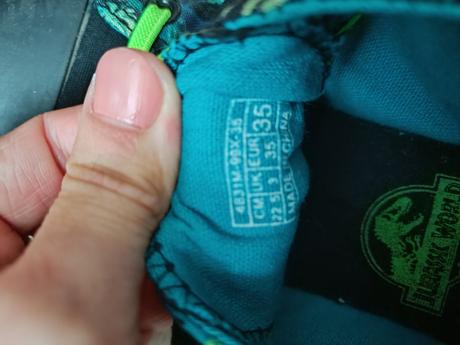 Plátěná obuv jurassic world, reserved,35