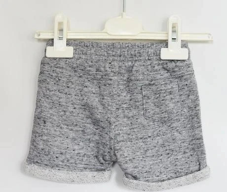 Kraťasy vel. 9 - 12 m, f&f,80