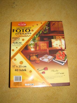 Samolepicí fotoalbum, 