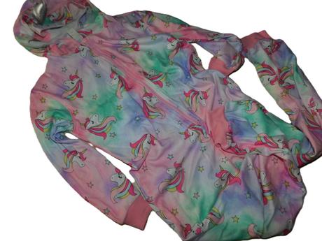 Dívčí overal, 140