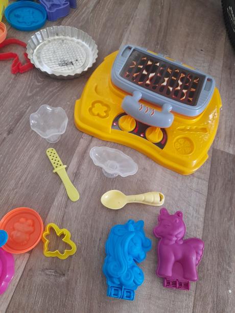 Vykrajovátka na modelínu, play doh,