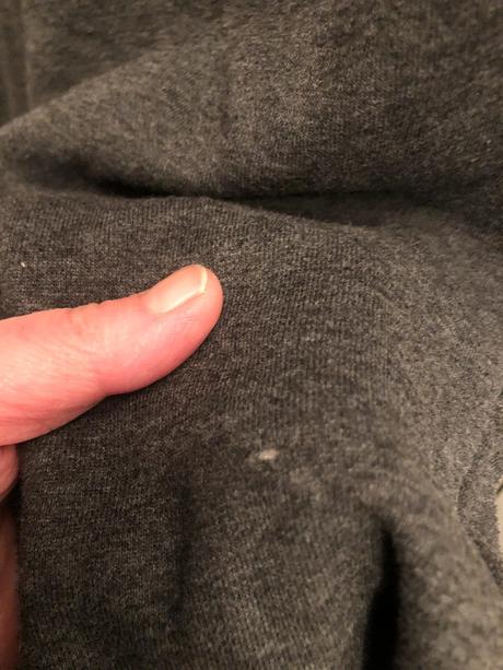 Šedé tepláky s kapsami a tkanicí, 140