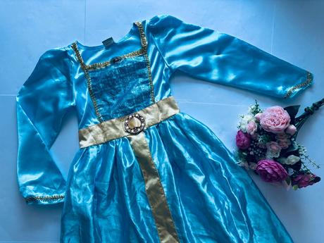 An13/ kostym princezna rebelka - v.7/8 let, 