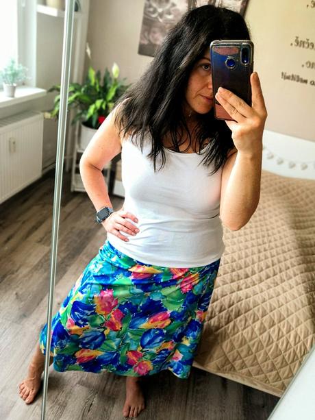 Dámské sukně střih do a vel l 42, l