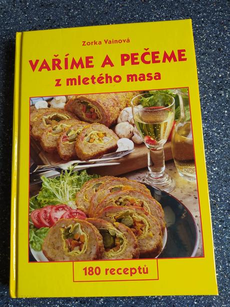 Kuchařka vaříme a pečeme z mletého masa,