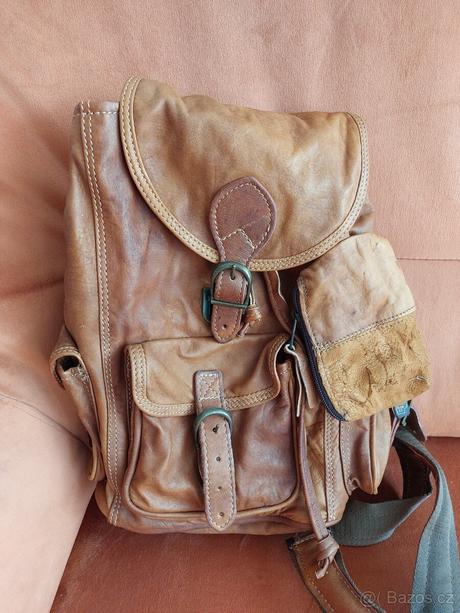 Hnědý kožený batoh - měkká kůže - 34x22x12 cm, 