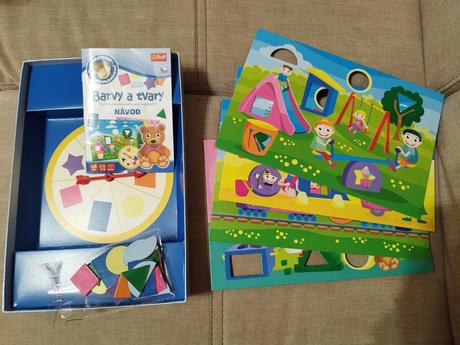 Skládačka barvy a tvary,