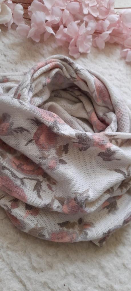Květovaný tunelový šál, h&m