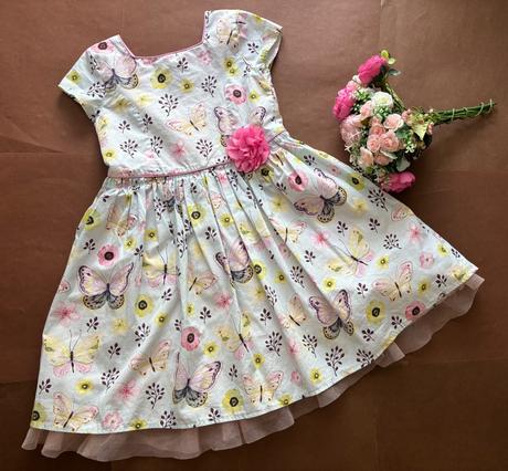 Ob/ šaty letní tyrkysové s motýli - v.7/8 let, m&co,128