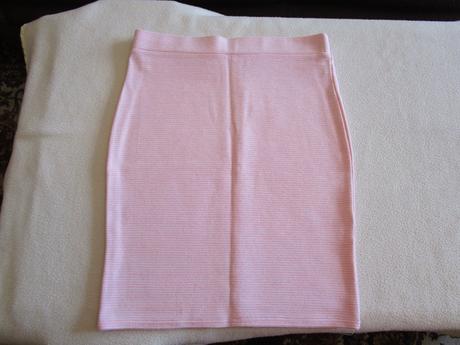 Pěkná bílorůžová elast. sukně, vel. m, v pase guma, sinsay,m