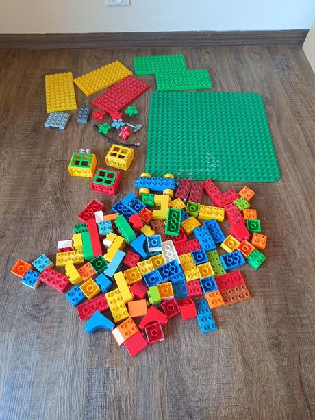 Lego duplo kostky, desky,
