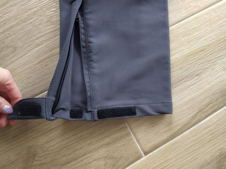 Tmavě šedé kalhoty, lewro,152