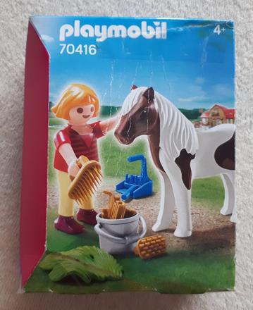 Playmobil 70416 - holčička a poník,