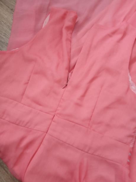 Krásné plesové šaty vel.m, m