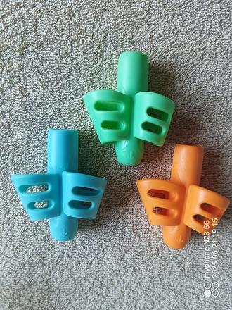 Pomůcky na správné držení tužky, 