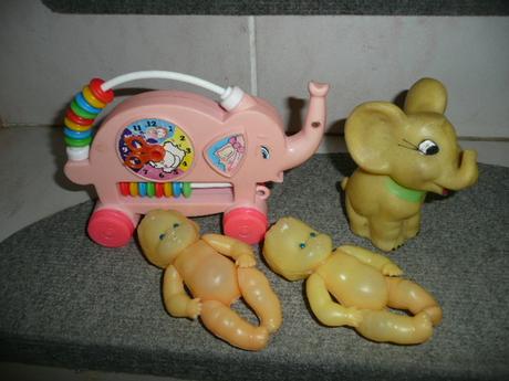 Hračky retro mix šašek slon panenka,