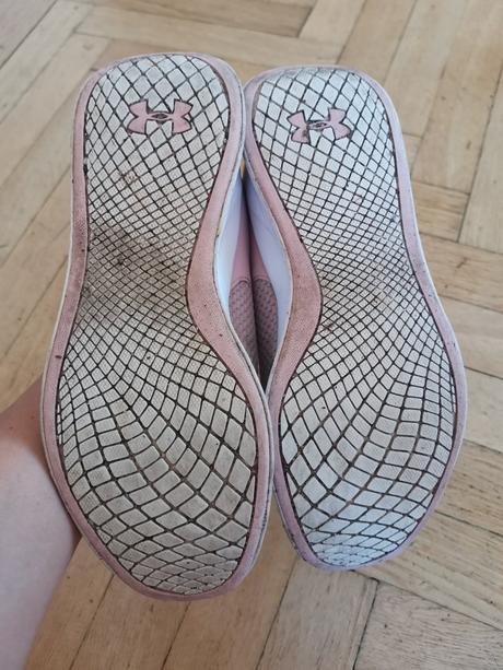 Dámské běžecké boty tenisky vel. 42,5, under armour,42