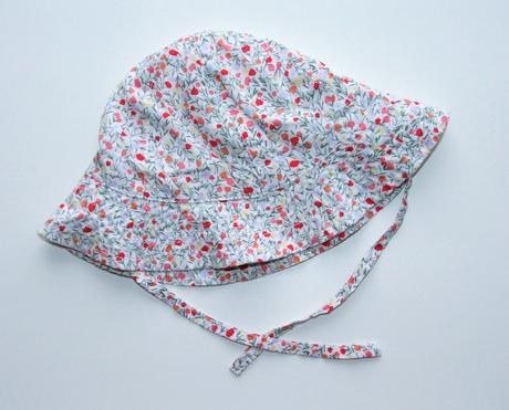 C623 klobouček vel. 4-6m, h&m,68