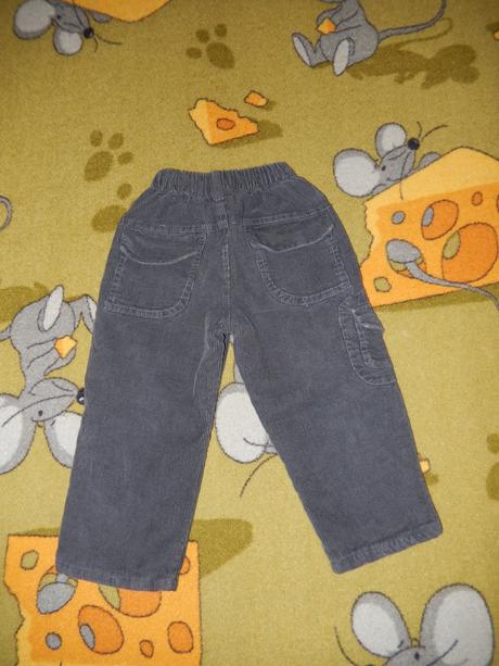 Silnější podšité manžestráky, 92