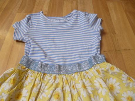 Veselé šaty vel. 7 l, mothercare,122