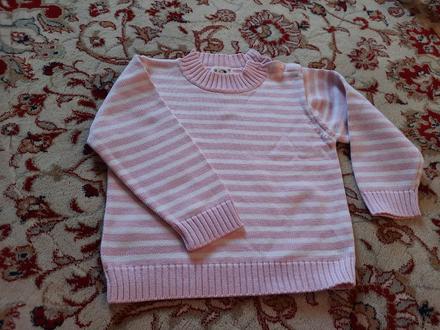 Pruhovaný svetřík, 104