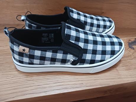 Nové přezůvky č.34, 34