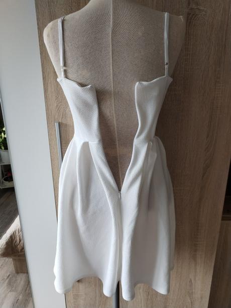 Něžné romantické šaty xs 34, xs