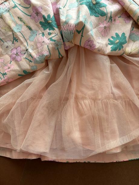 Ob/ šaty meruňkové - v.6/7 let, marks & spencer,122