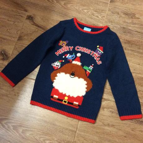 Tenčí vánoční svetřík, 104