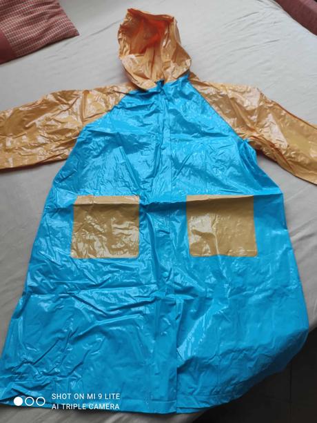 Pláštěnky vel. 128-134, 128