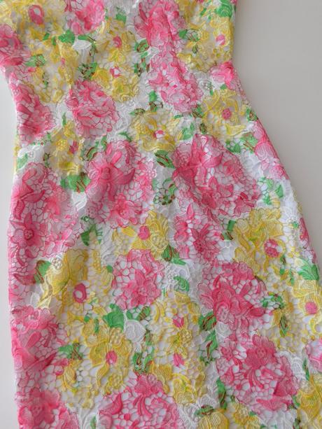 Dámské společenské šaty, 38