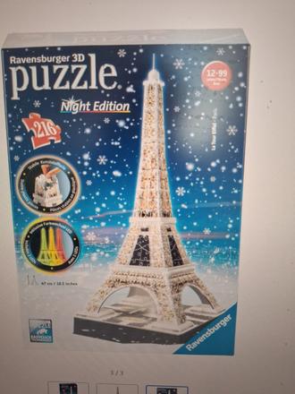 3d puzzle eiffelova věž světelná,