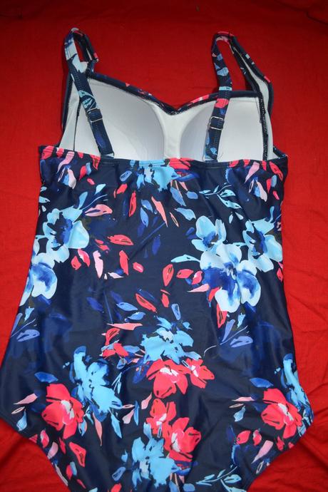 Krásné dámské nové plavky v.xl, xl