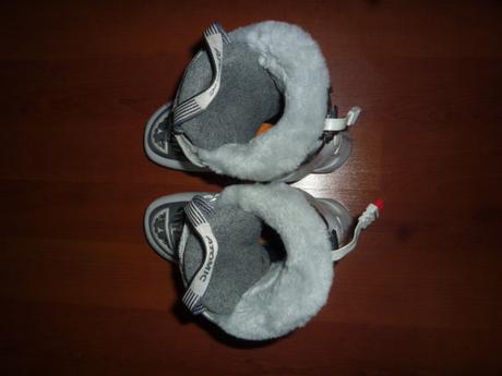 Lyžařský set - lyžáky atomic 25, lyže rossignol 13, atomic,130-139 cm