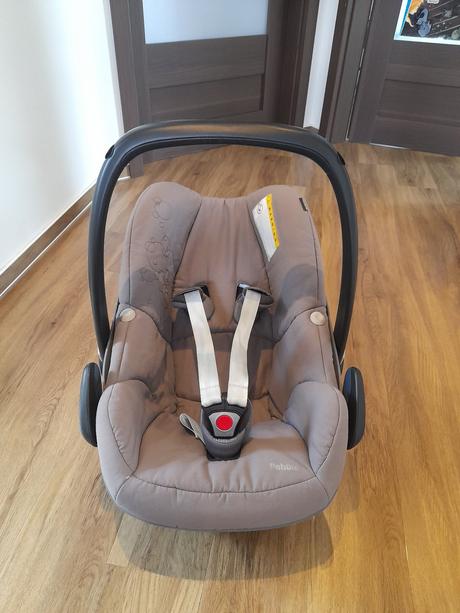 Kombinace maxi cosi pebble (0-13kg), pearl (9-18kg, maxi cosi