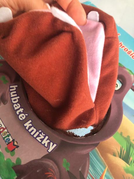 Hubatá knížka tvrdé desky kravička hrošice otylka, 