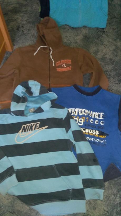 Mikiny a vesty, 140–152