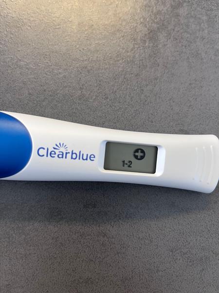 Může být Clearblue digitální test falešně pozitivní?