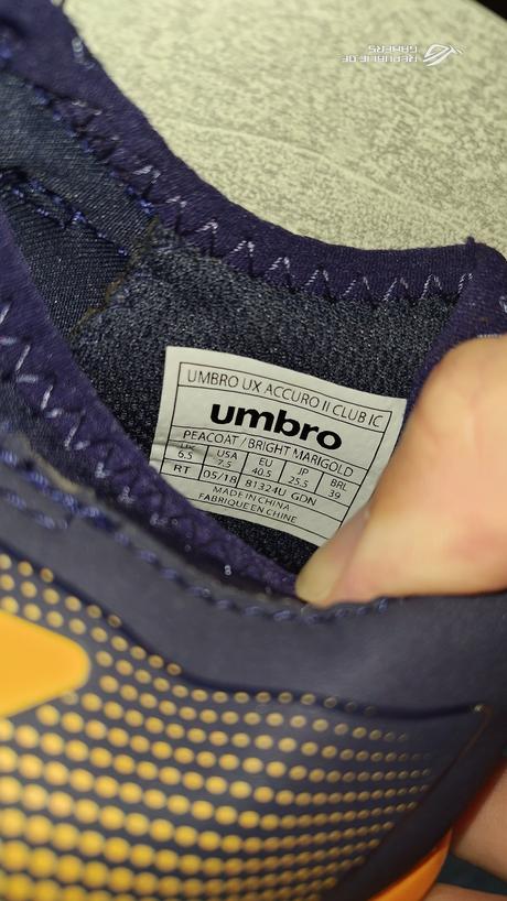 Boty, sálovky, umbro,40