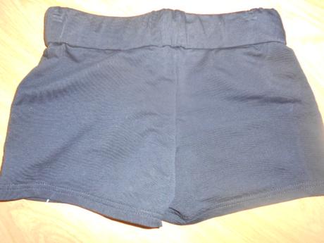 Dívčí,dámské šortky vel.s  158    2  kusy, 158