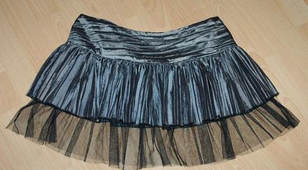 Šedostříbřitá plisovaná společenská sukně, 40