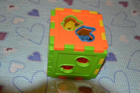 Plastová vkládačka - kostka, puzzle, 