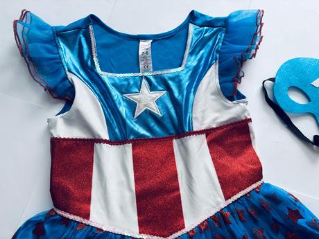 St4/ kostým šaty capitanka america - v.7/8 let, 